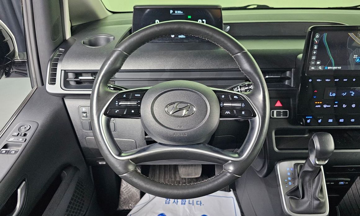 Hyundai Staria 2023