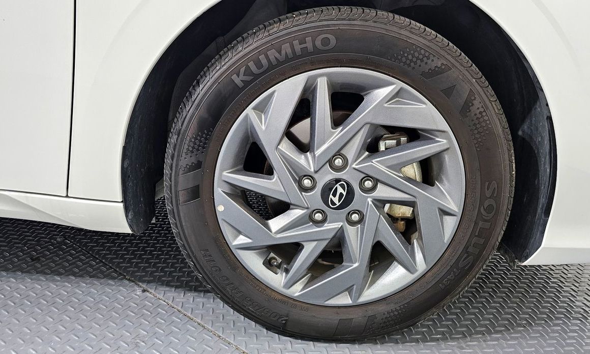 Hyundai AVANTE 2025