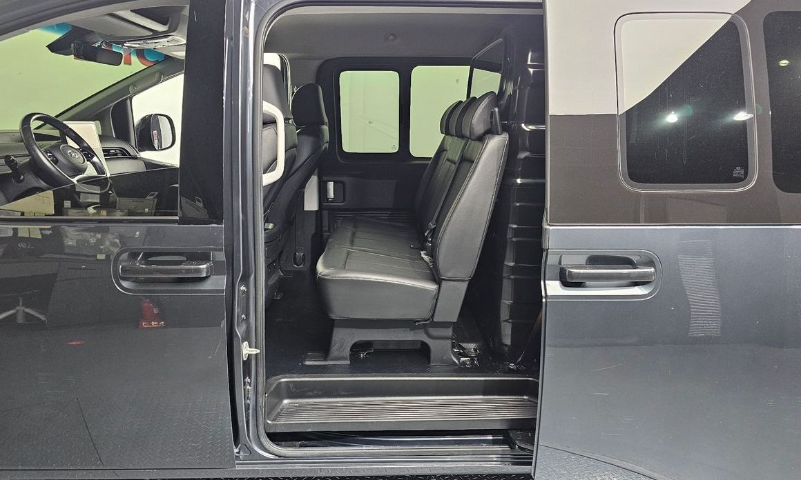 Hyundai Staria 2023