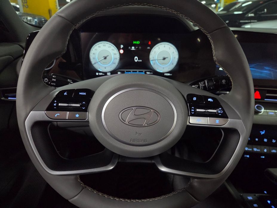 Hyundai AVANTE 2024