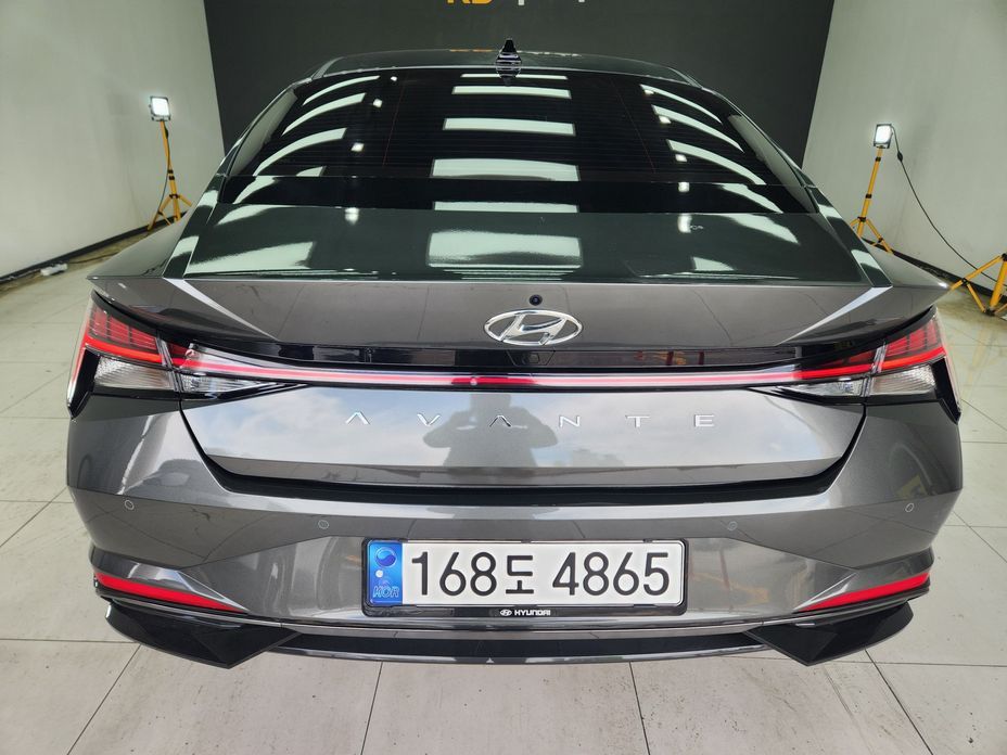 Hyundai AVANTE 2023