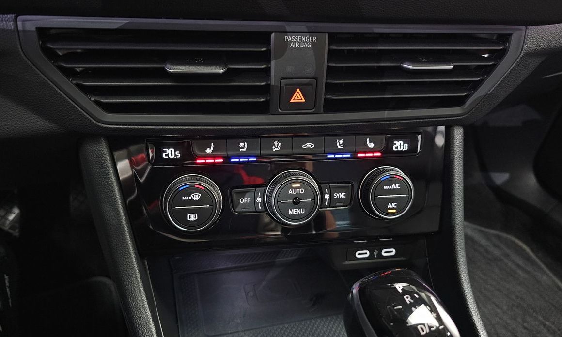 Volkswagen Jetta 2023
