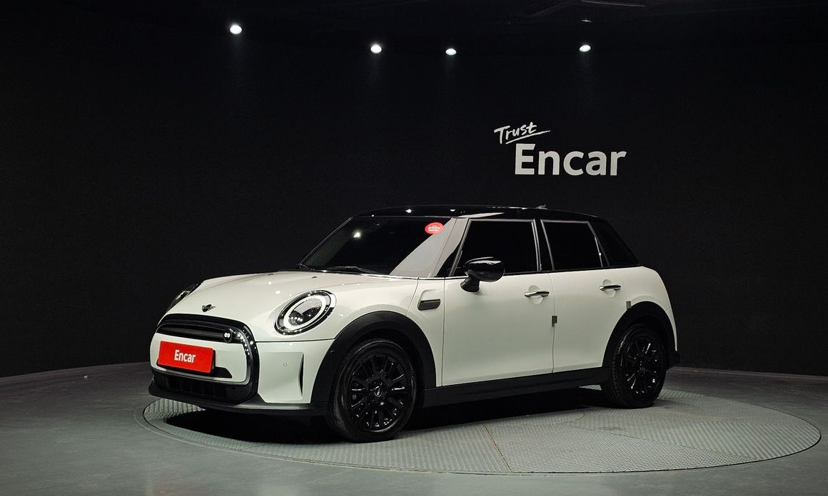 Mini Cooper 2024