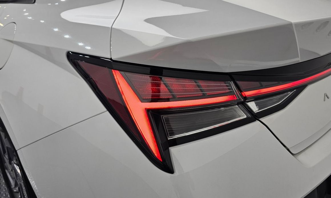 Hyundai AVANTE 2025