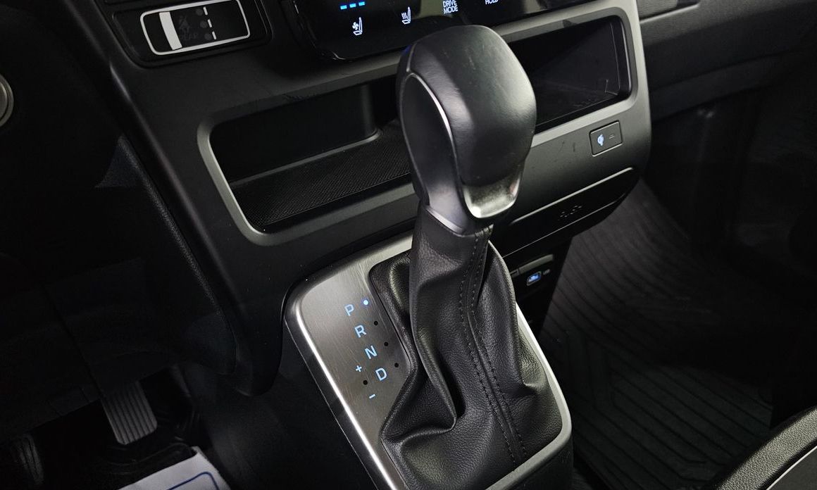 Hyundai Staria 2023