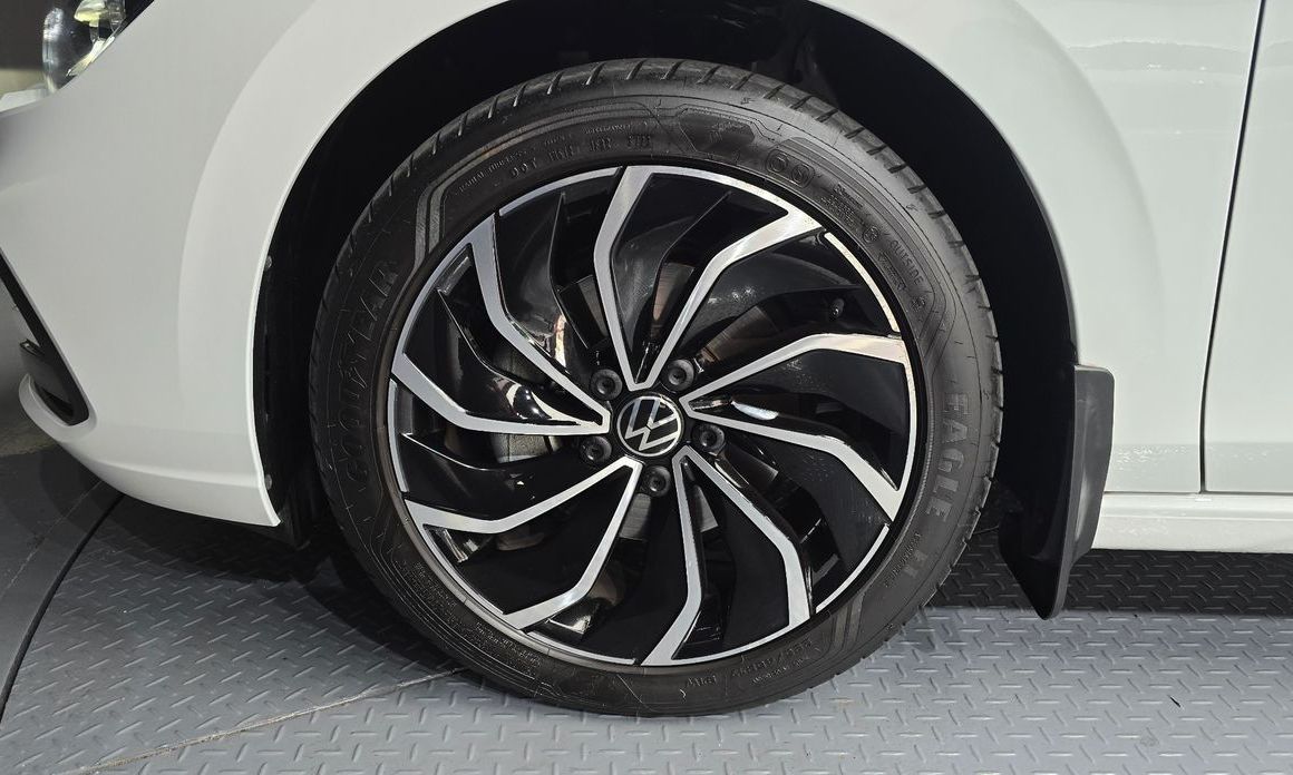 Volkswagen Golf 2024