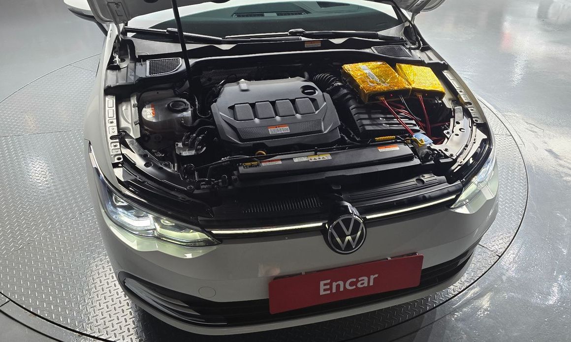 Volkswagen Golf 2024
