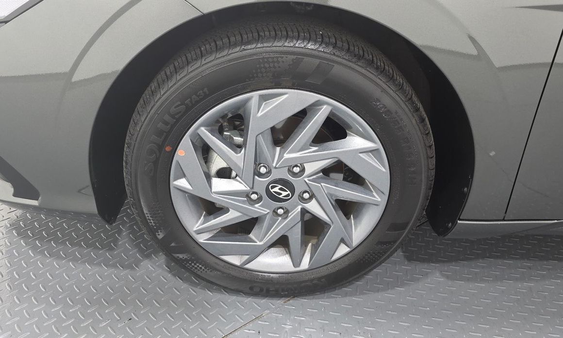 Hyundai AVANTE 2024
