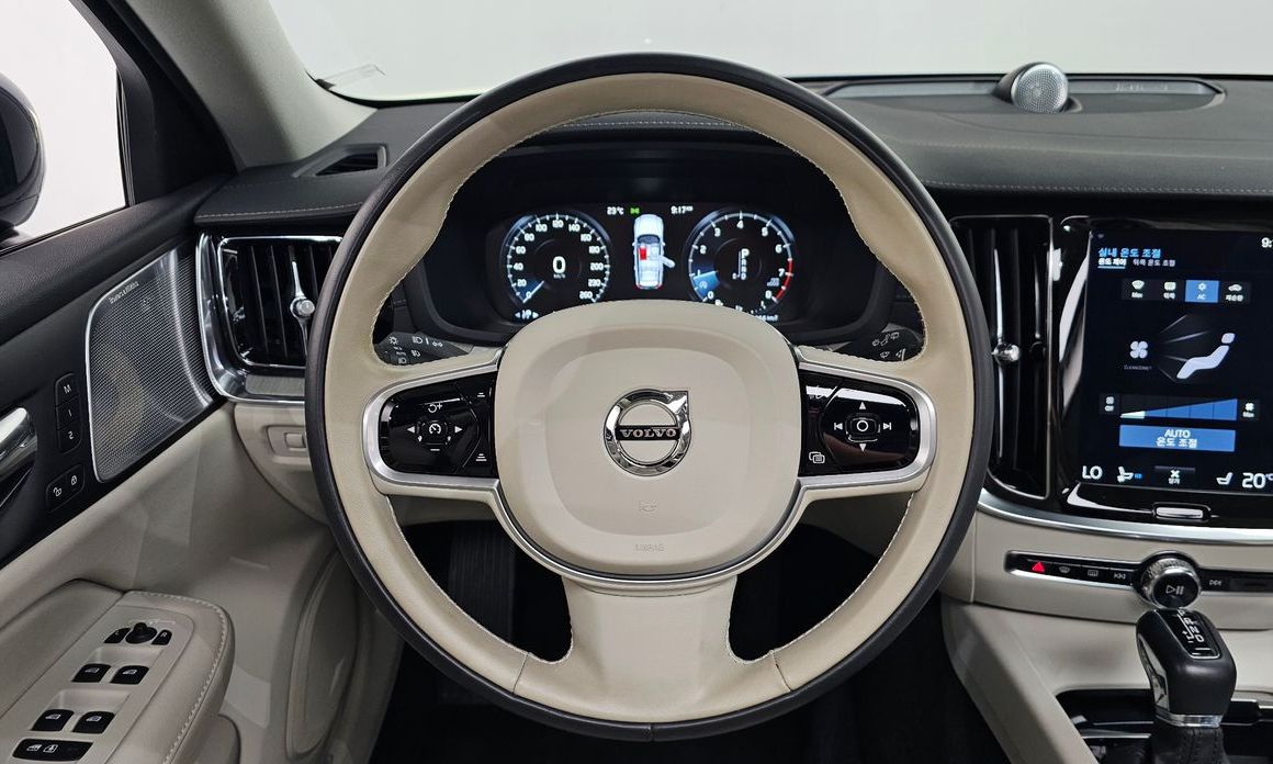 Volvo V60 2020