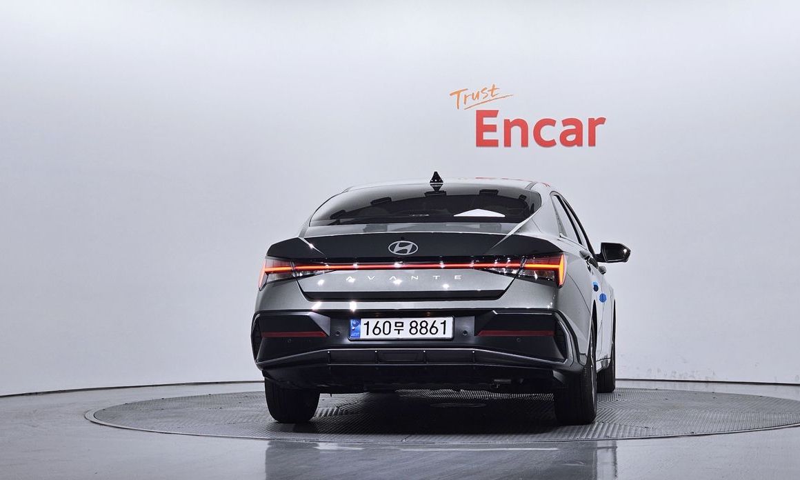 Hyundai AVANTE 2024