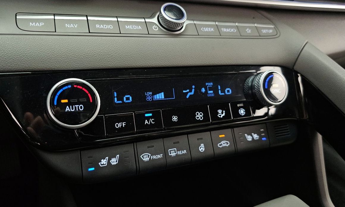 Hyundai AVANTE 2024