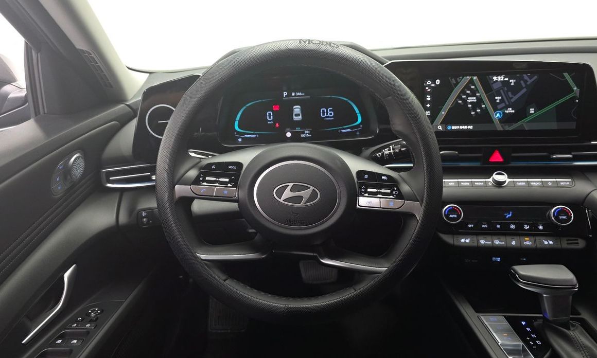 Hyundai AVANTE 2024