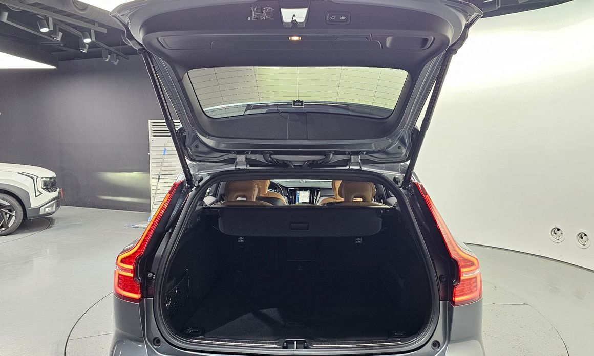 Volvo V60 2020