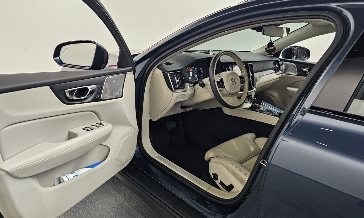 Volvo V60 2020