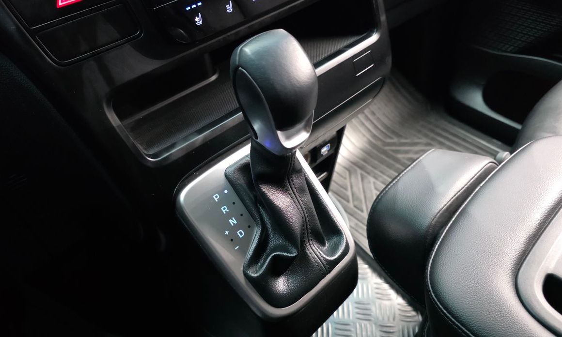 Hyundai Staria 2025