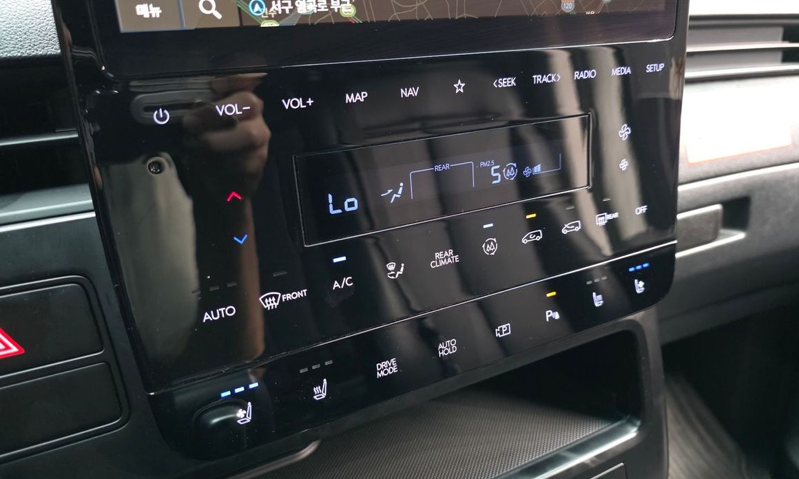 Hyundai Staria 2025