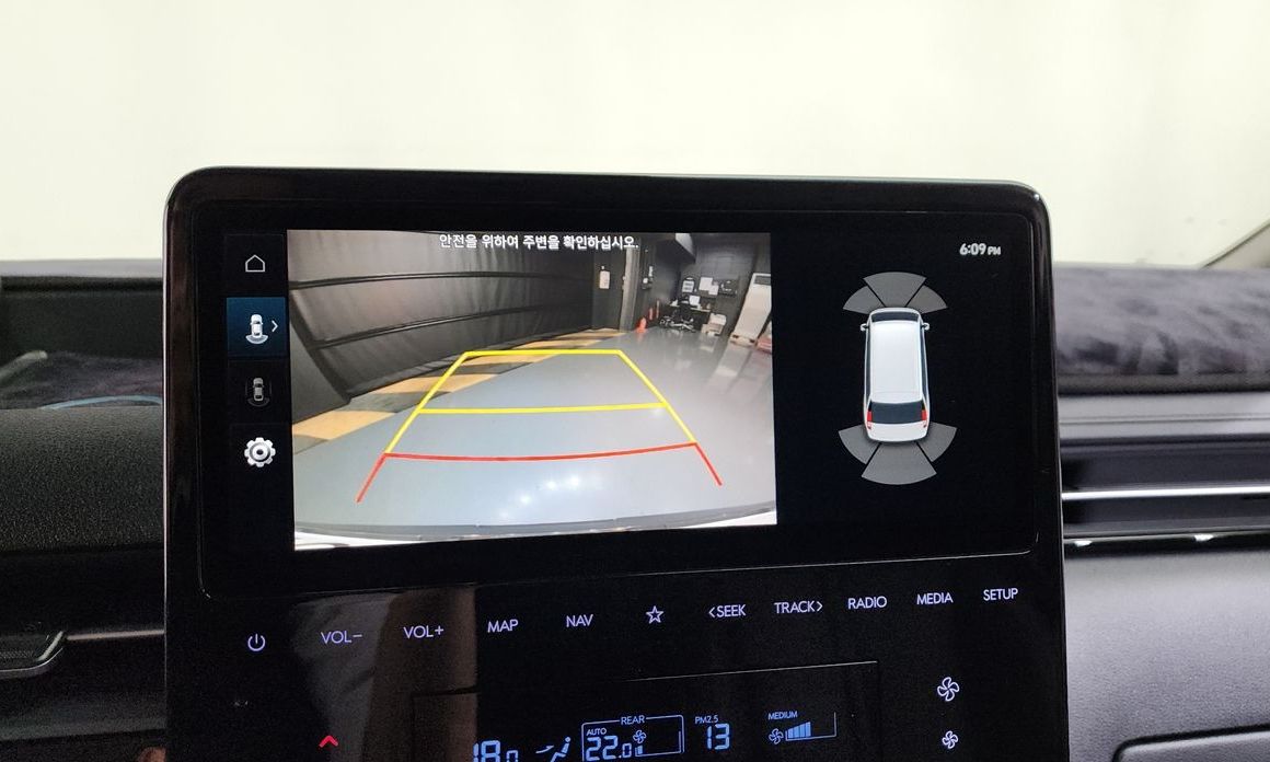 Hyundai Staria 2023