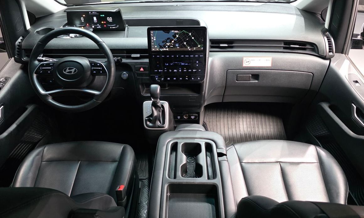 Hyundai Staria 2025