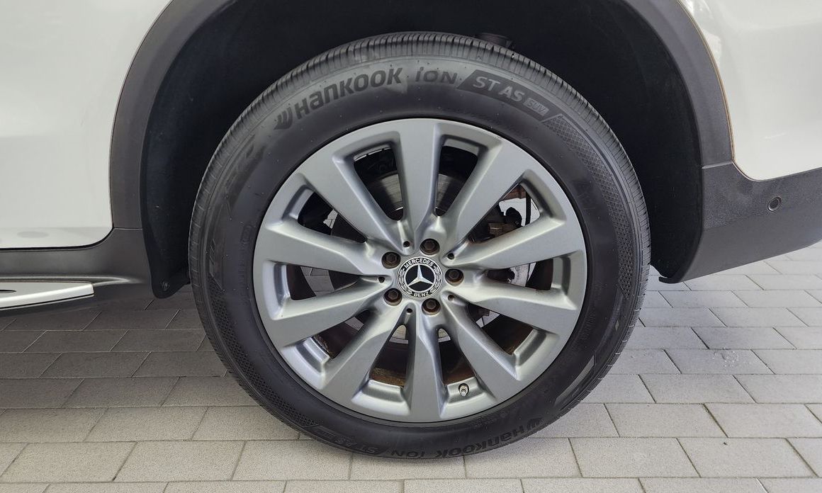 Mercedes-Benz GLC-Class 2019