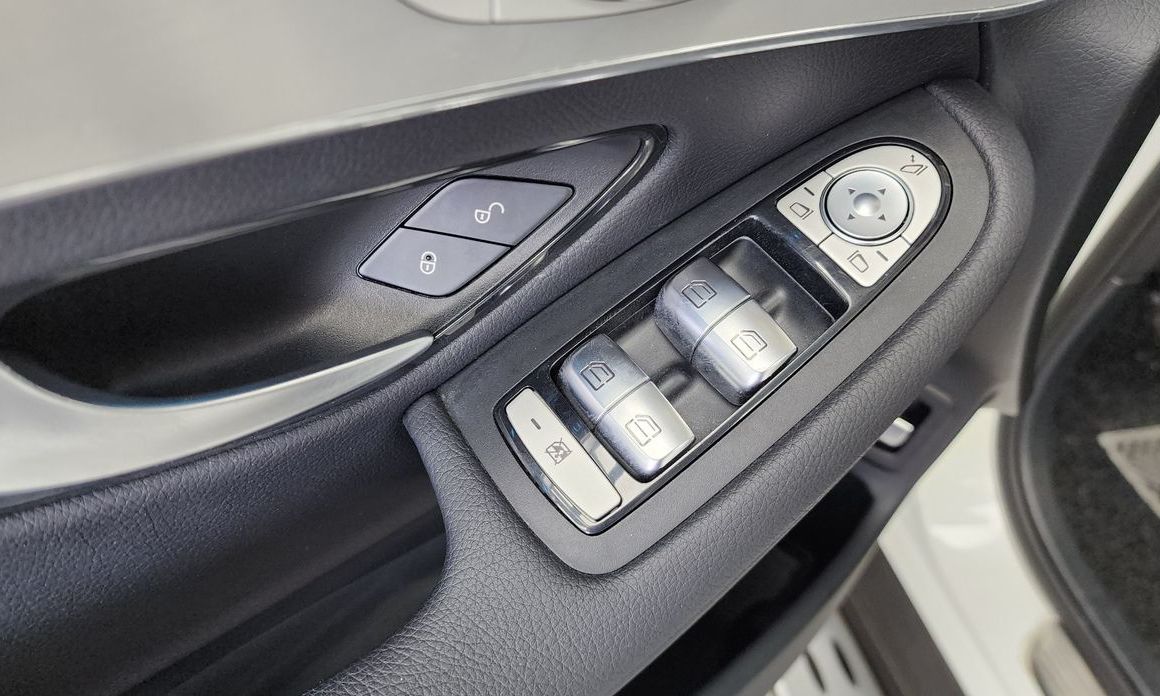 Mercedes-Benz GLC-Class 2019