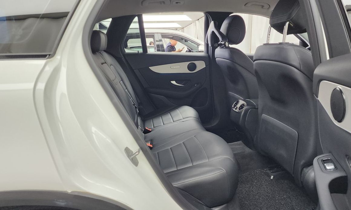 Mercedes-Benz GLC-Class 2019
