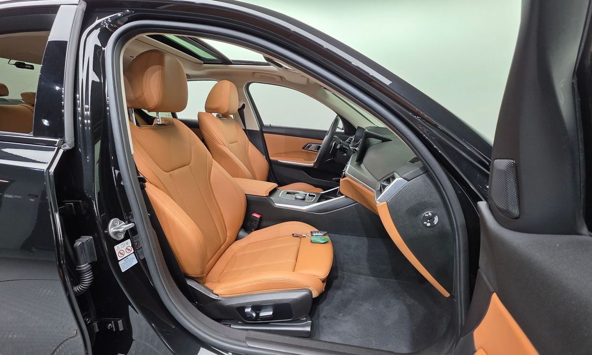 BMW 3-Series 2023