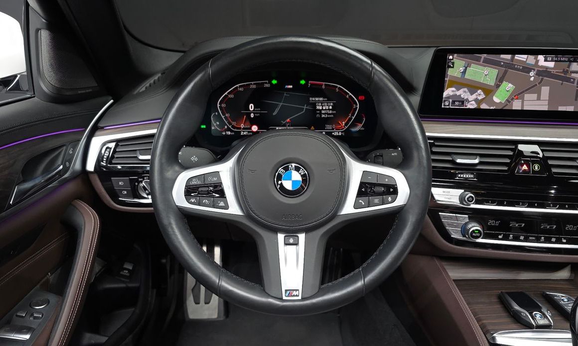 BMW 5-Series 2020
