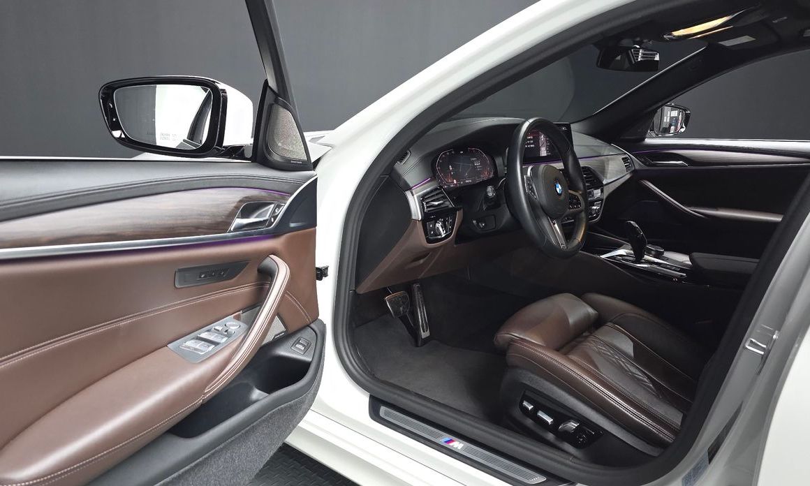 BMW 5-Series 2020