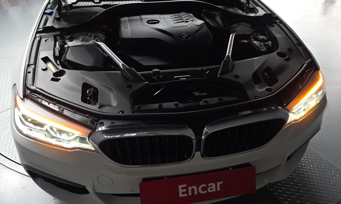 BMW 5-Series 2020