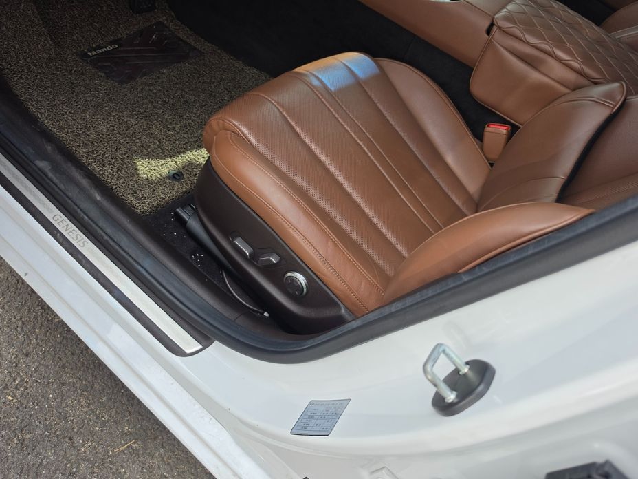 Genesis G80 2021