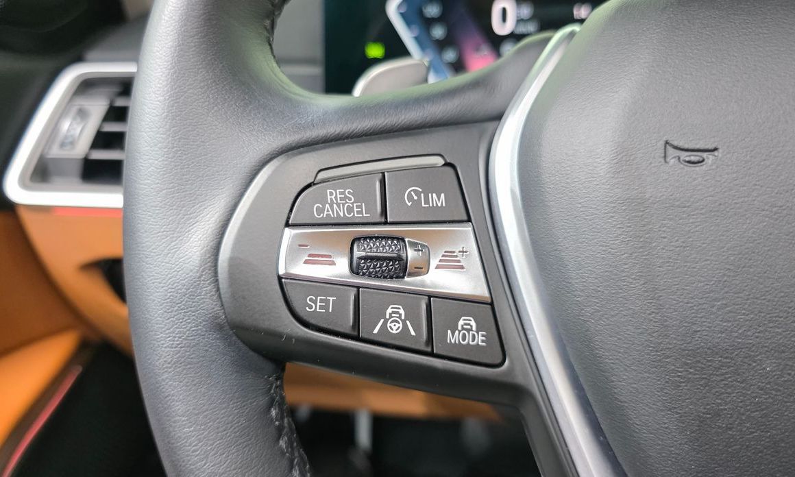 BMW 3-Series 2023