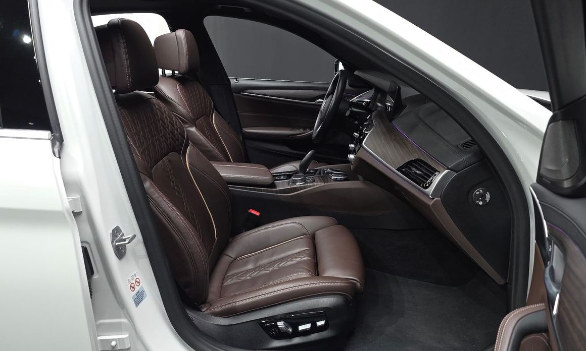 BMW 5-Series 2020