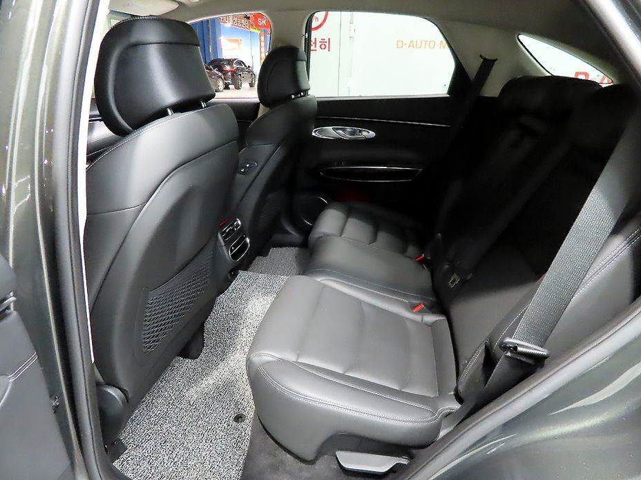 Genesis GV70 2024