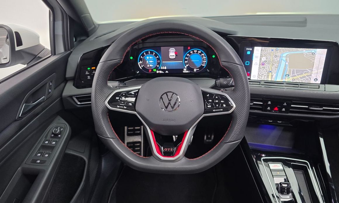 Volkswagen Golf 2024