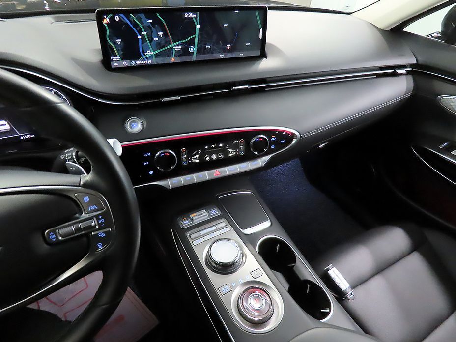 Genesis GV70 2024