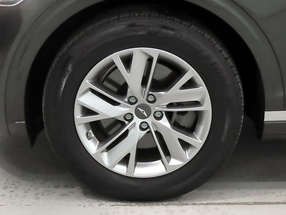 Genesis GV70 2024