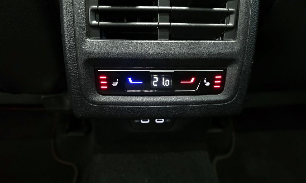 Volkswagen Golf 2024