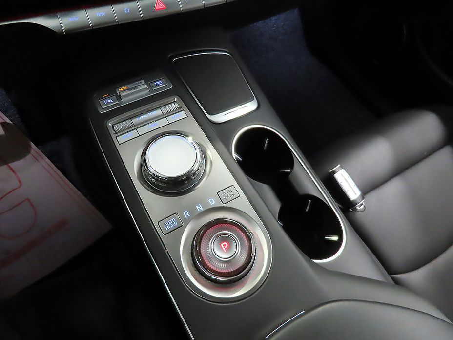 Genesis GV70 2024