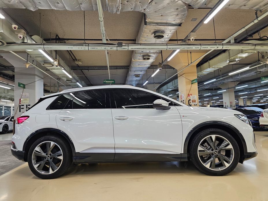 Audi Q4 e-tron 2022