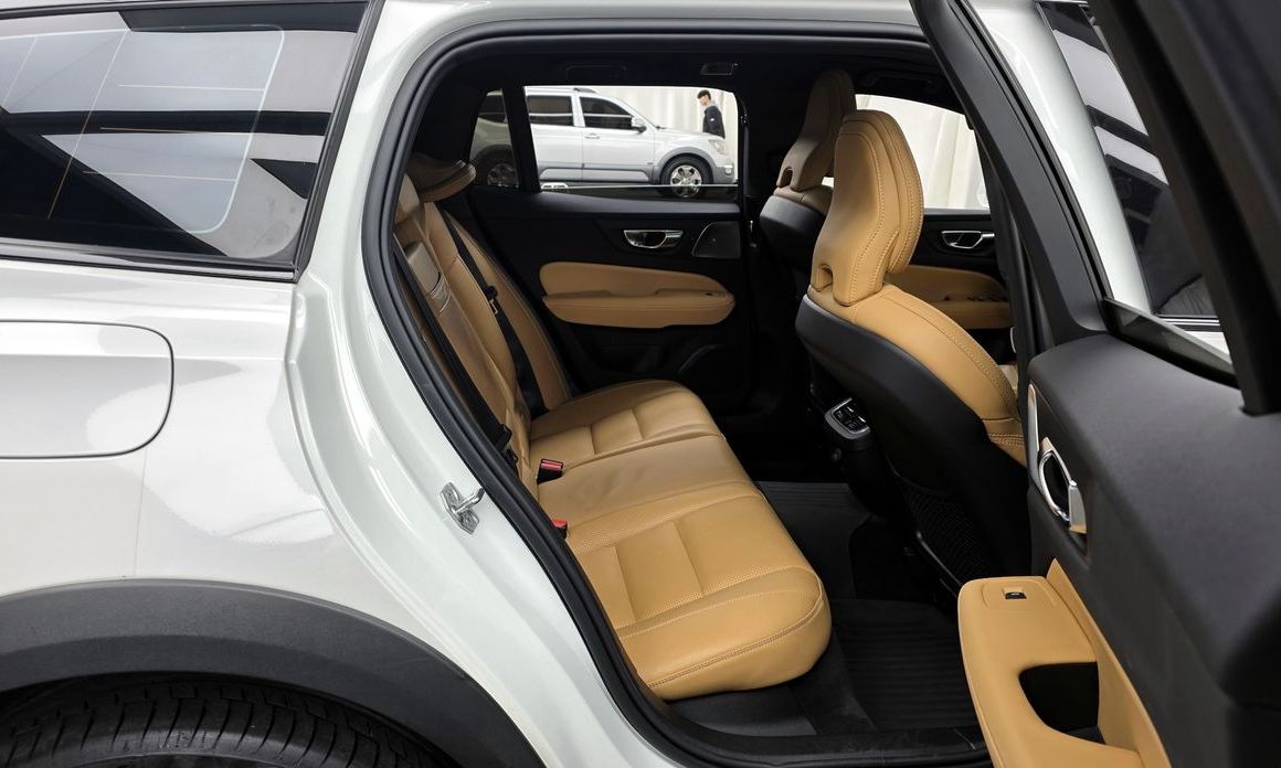 Volvo V60 2021