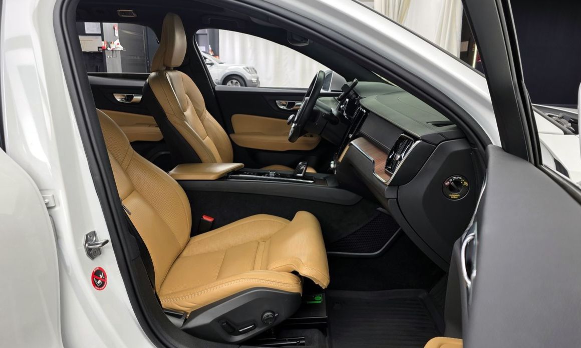 Volvo V60 2021