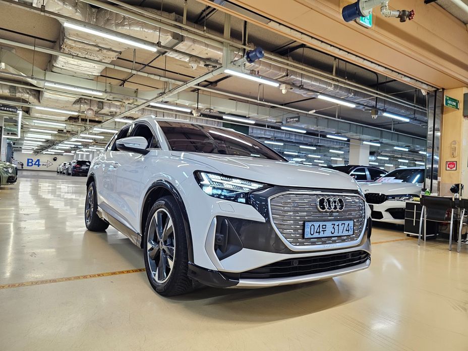 Audi Q4 e-tron 2022