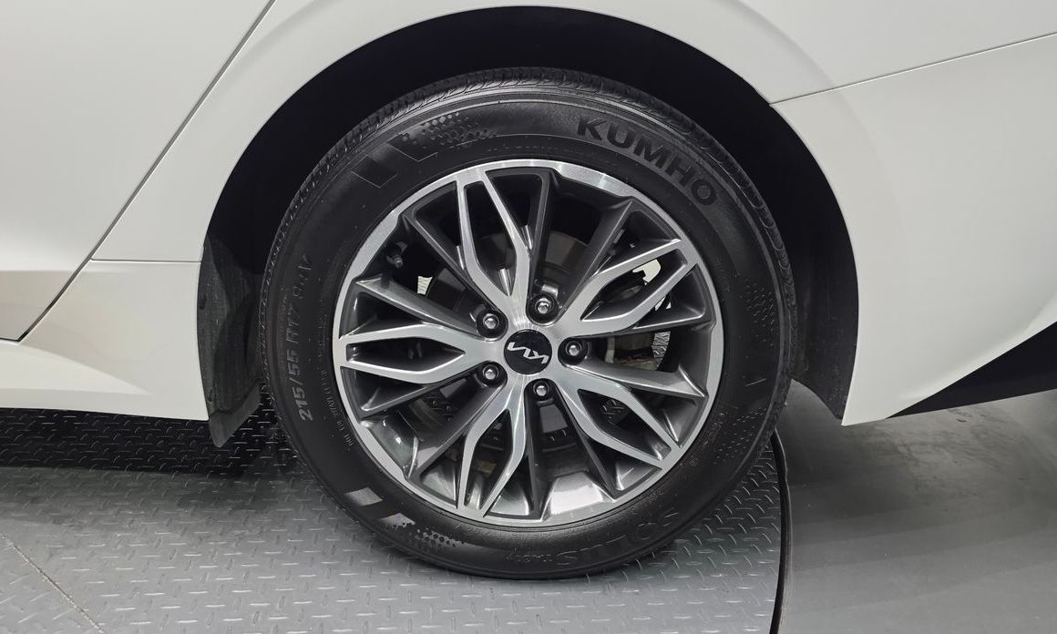 Kia K5 2023