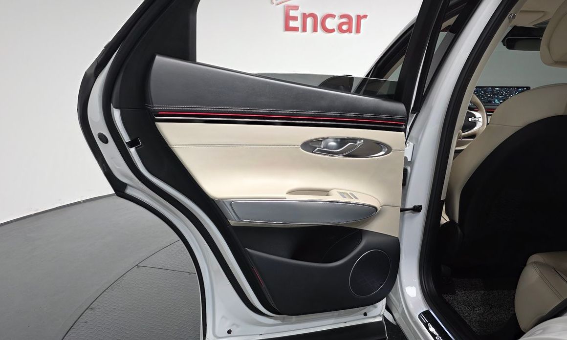 Genesis GV70 2021