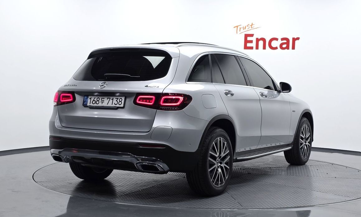 Mercedes-Benz GLC-Class 2020