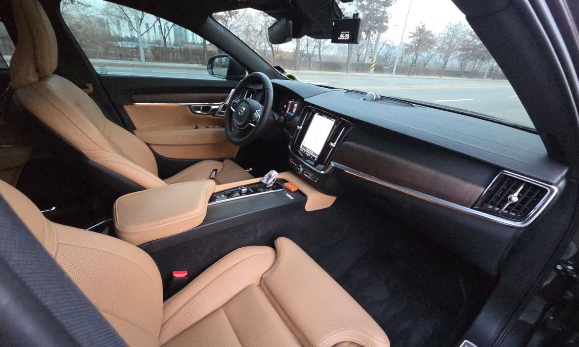Volvo S90 2023