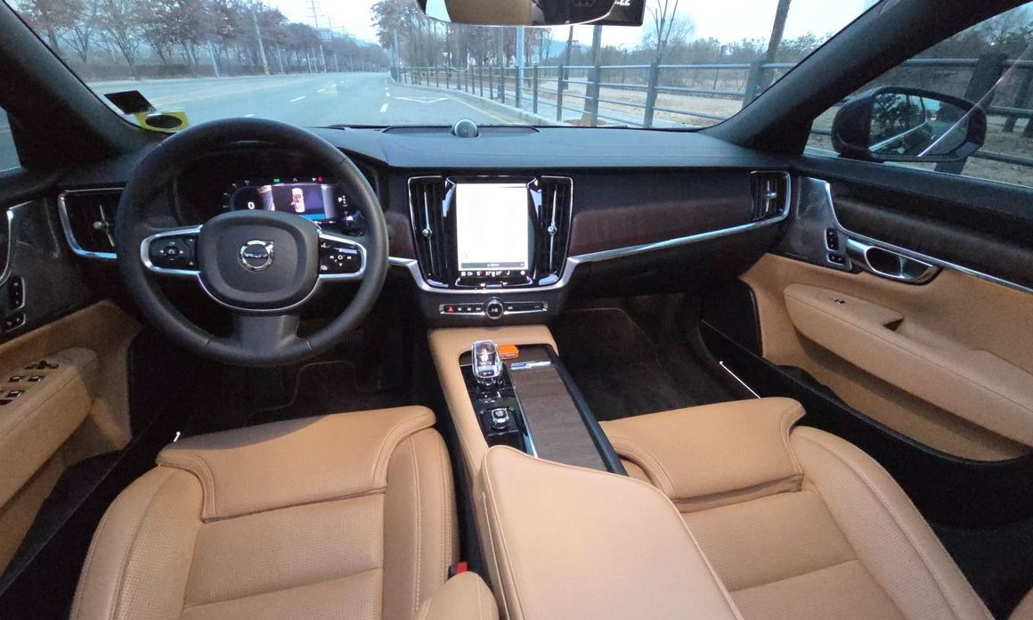 Volvo S90 2023