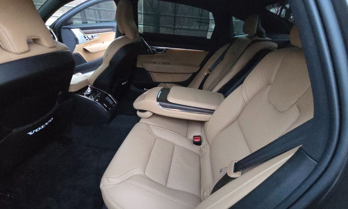 Volvo S90 2023