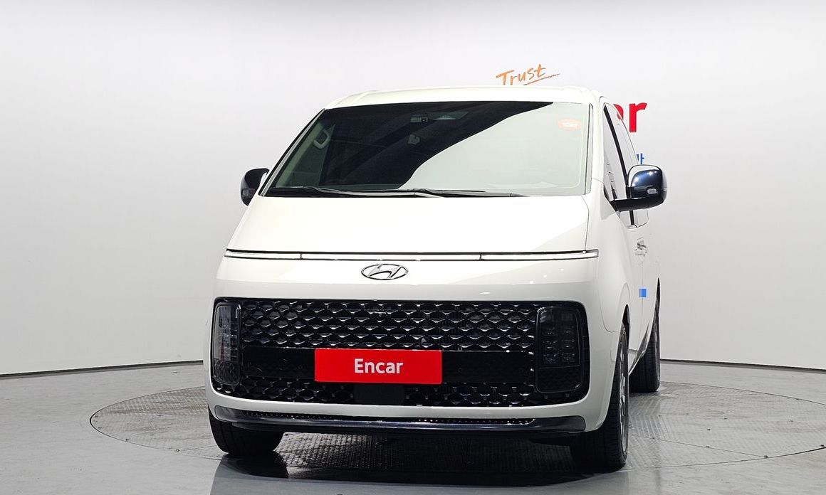 Hyundai Staria 2024