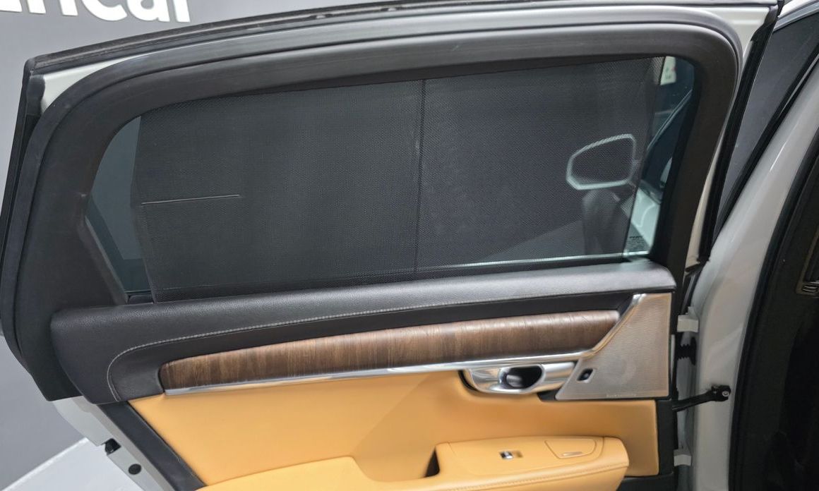 Volvo S90 2023